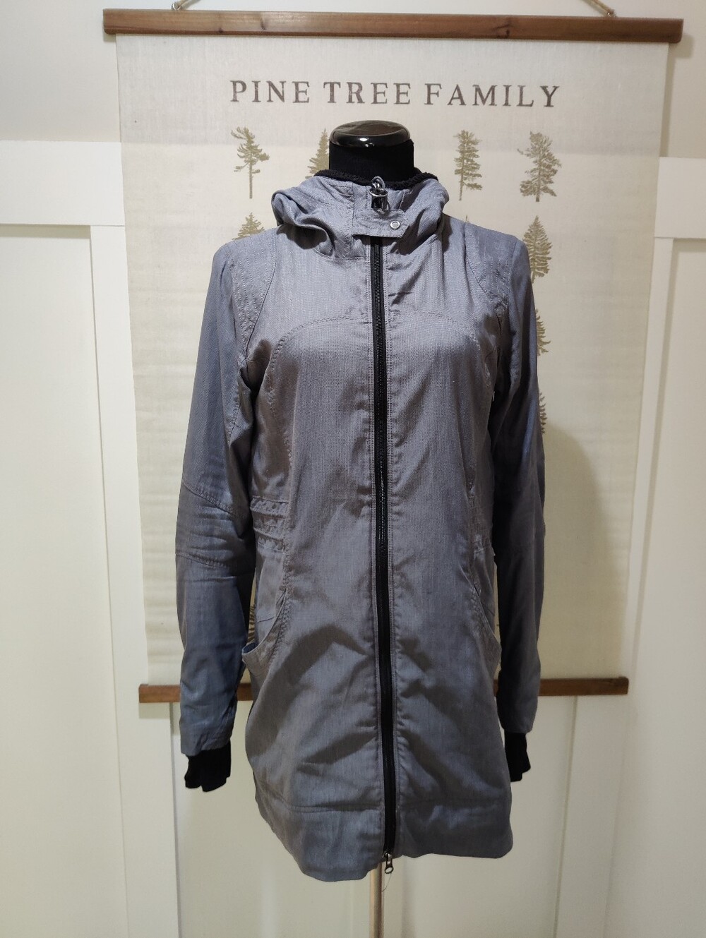 Lululemon Right As Rain Jacket Herringbone Gray Long Hooded Parka Trench Coat
